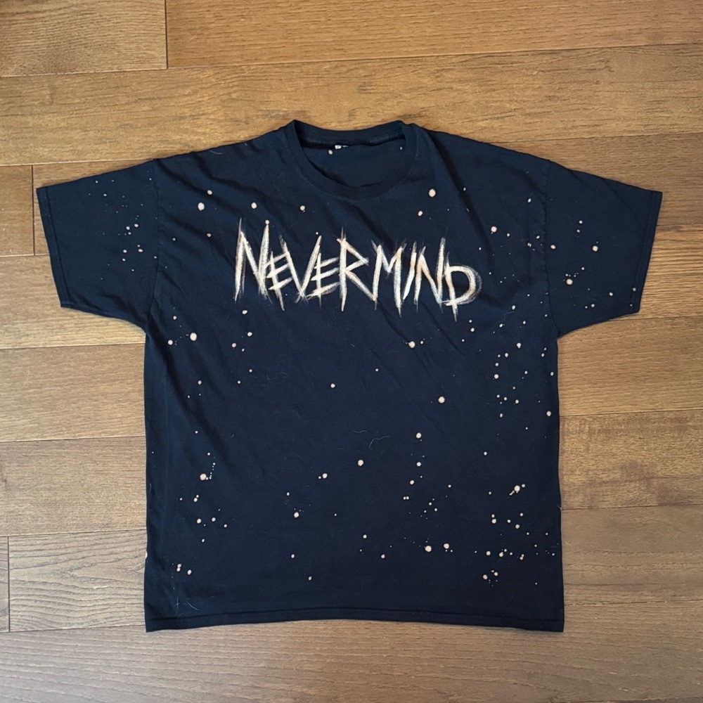 Black 'Nevermind' Short-Sleeve Graphic Tee